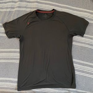 Rhône performance tee